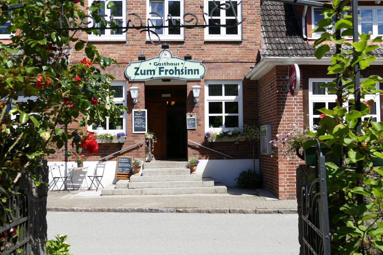 Gasthaus Zum Frohsinn Bosau エクステリア 写真